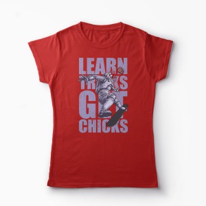 Tricou Skateboard Learn Tricks Get Chicks - Femei-Roșu